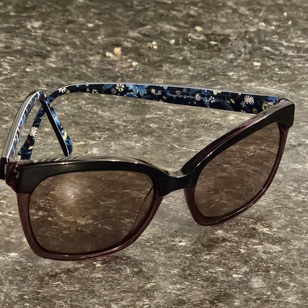 Vera Bradley Sunglasses Moonlight Garden  Signature Floral Frame 53-17-135